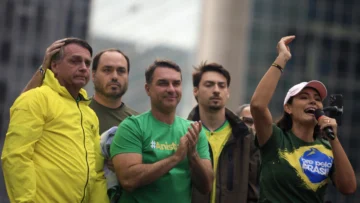 La fuga de Brasil a Estados Unidos: ¿hunde Flávio Bolsonaro al bolsonarismo? La fuga de Brasil a Estados Unidos: ¿hunde Flávio Bolsonaro al bolsonarismo?