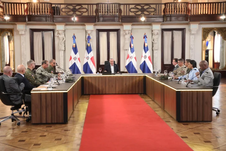 Ito Bisonó explica por qué RD no participa en operaciones militares contra bandas en Haití: intervención podría aumentar las tensiones Ito Bisonó explica por qué RD no participa en operaciones militares contra bandas en Haití: intervención podría aumentar las tensiones