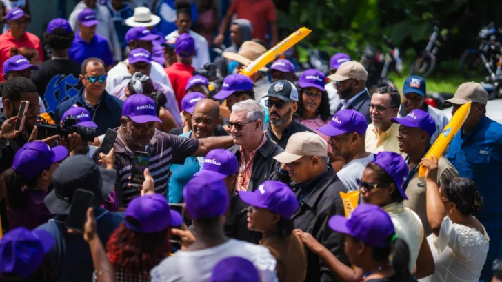 Gonzalo Castillo reclama ejecución de obras y soluciones para San Cristóbal: “Gobernar es resolver” Gonzalo Castillo reclama ejecución de obras y soluciones para San Cristóbal: “Gobernar es resolver”