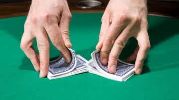 Por qué cada vez que barajas cartas el resultado es un acontecimiento sin precedentes en la historia del universo Por qué cada vez que barajas cartas el resultado es un acontecimiento sin precedentes en la historia del universo
