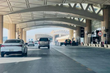 Al menos 12 muertos y más de 300 heridos en un ataque contra el aeropuerto internacional de Riad, la capital de Arabia Saudita