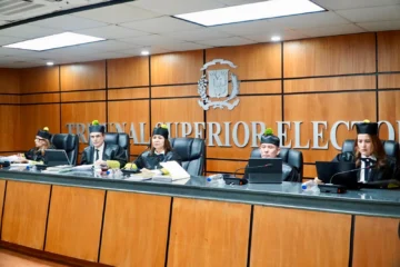 TSE se reserva fallo sobre recursos de Proyecto Visión Nación contra resoluciones de la JCE