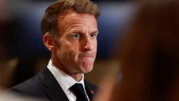 Macron acusa a Trump y otros dirigentes de utilizar los disturbios en Francia para hacer campaña Macron acusa a Trump y otros dirigentes de utilizar los disturbios en Francia para hacer campaña