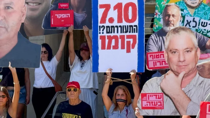 Los israelíes exigen que se rindan cuentas por los errores del 7 de octubre, tres años después de los ataques de Hamás