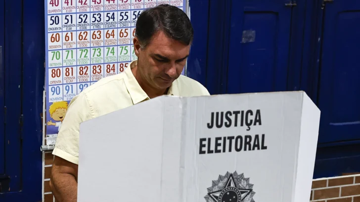 El fracaso del Flávio, el Bolsonaro con modales