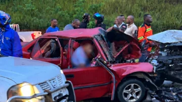 Cinco fallecidos en choque entre tres vehículos en la Circunvalación de Santo Domingo