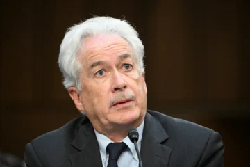 Liderazgo de EEUU amenazado con debilitamiento de alianzas, advierte exjefe de la CIA Liderazgo de EEUU amenazado con debilitamiento de alianzas, advierte exjefe de la CIA