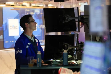 Wall Street cierra en verde y el S&P 500 y Nasdaq marcan récords