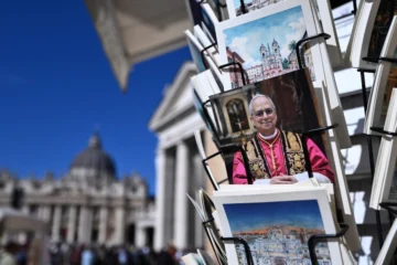La cirugía pulmonar del papa termina 'con éxito', dice el Vaticano La cirugía pulmonar del papa termina 'con éxito', dice el Vaticano