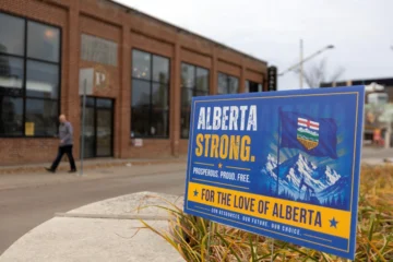 Votantes de Alberta rechazan separación de Canadá Votantes de Alberta rechazan separación de Canadá