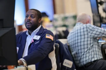 Wall Street sube impulsada por SpaceX, que gana un 7,7 %, y el repunte de las tecnológicas Wall Street sube impulsada por SpaceX, que gana un 7,7 %, y el repunte de las tecnológicas