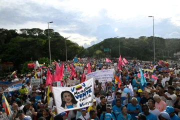 Antichavismo vuelve a las calles para exigir elecciones en 2027 y el regreso de Machado