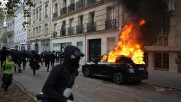 Decenas de miles de personas se manifiestan en Francia; cobran fuerza las protestas de los estudiantes