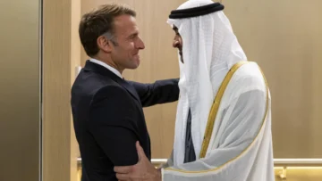 Macron logra acuerdos de suministro de diésel en el Golfo para aliviar la crisis en Francia