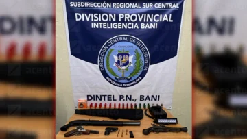 Decomisan cuatro armas de fuego y 33 cartuchos durante allanamientos en Peravia; un hombre detenido Decomisan cuatro armas de fuego y 33 cartuchos durante allanamientos en Peravia; un hombre detenido