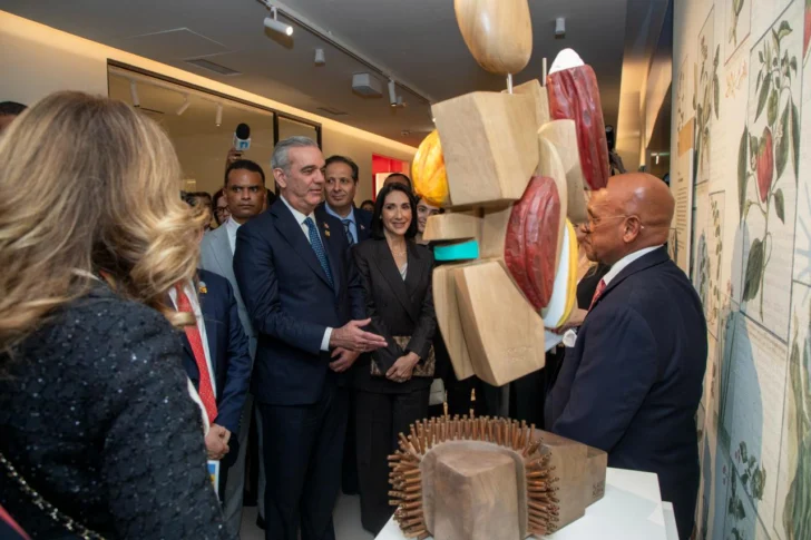 Abinader inaugura salón dominicano en la sede de la FAO en Roma