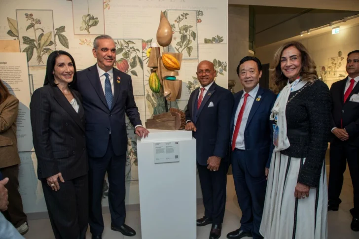 Abinader inaugura salón dominicano en la sede de la FAO en Roma