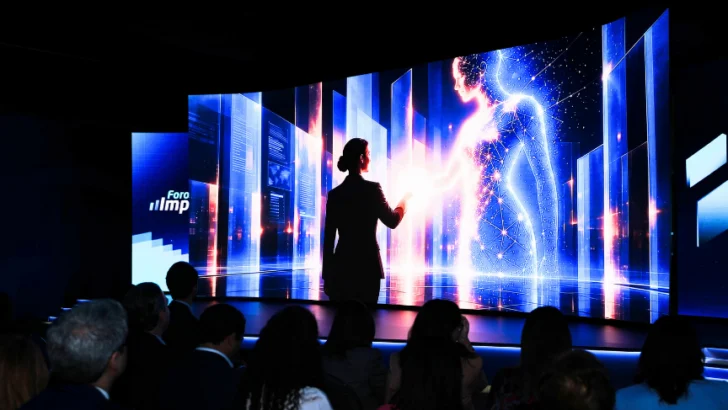 Banco Popular y 800 empresarios debaten impacto de la IA en mipymes