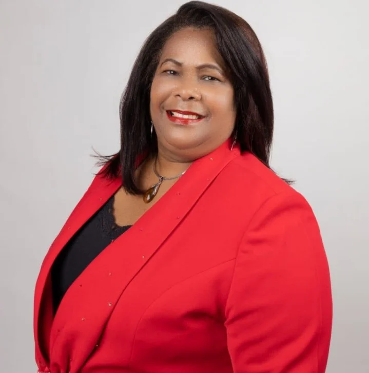 Presentarán en la UASD obra de Cándida Díaz enfocada en las mujeres del sur dominicano Presentarán en la UASD obra de Cándida Díaz enfocada en las mujeres del sur dominicano
