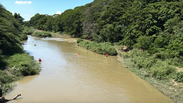 Defensa Civil busca en el río Yaque del Norte a menor desaparecida en Navarrete