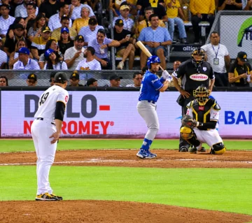 Tigres del Licey vencen 6-2 a las Águilas Cibaeñas