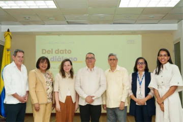 La Vega abre el piloto regional de IDEC para analizar los desafíos educativos en el territorio La Vega abre el piloto regional de IDEC para analizar los desafíos educativos en el territorio