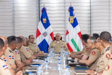 Altos mandos militares evalúan estrategia de seguridad y defensa mientras persisten cuestionamientos por informe de la ONU