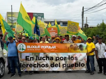 Frente Amplio protesta en Nagua contra eliminación de protección arancelaria al arroz