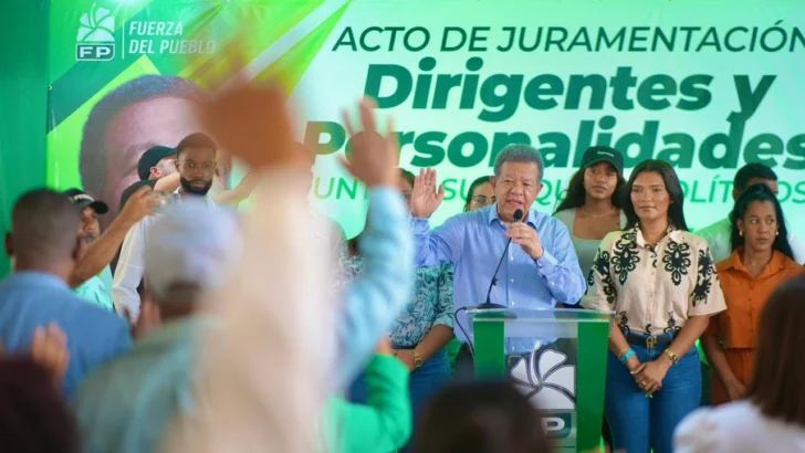 Leonel Fernández retoma agenda territorial y encabezará juramentación este domingo en San Cristóbal