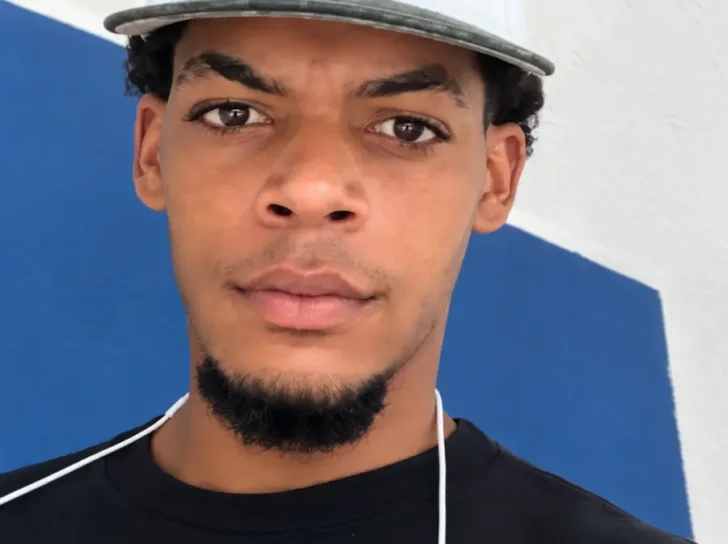 ¡Tremendo rebú! Protesta por desaparición de joven en Nagua termina en enfrentamientos entre policías y comunitarios ¡Tremendo rebú! Protesta por desaparición de joven en Nagua termina en enfrentamientos entre policías y comunitarios