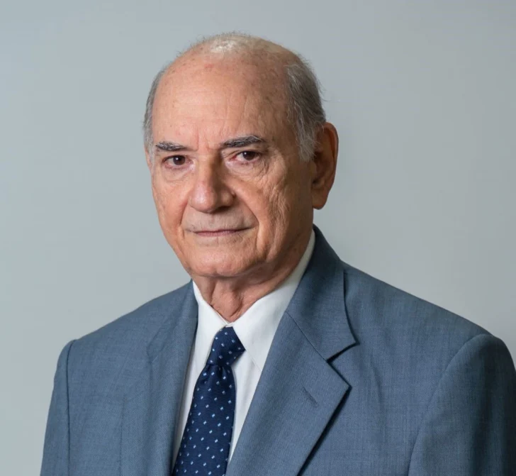 Magín Díaz juramenta a Quico Tabar como director transitorio de Juegos de Azar