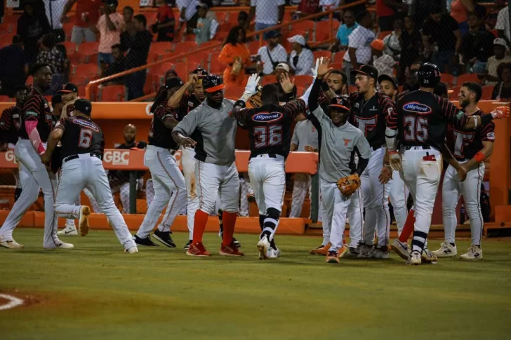 Resultados Lidom: Licey asume el primer lugar tras jornada de tres partidos y Águilas siguen en el sótano; así queda la tabla de posiciones