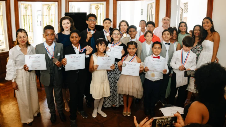 Fundación Sinfonía convoca ProPiano Hispaniola 2027, para jóvenes pianistas