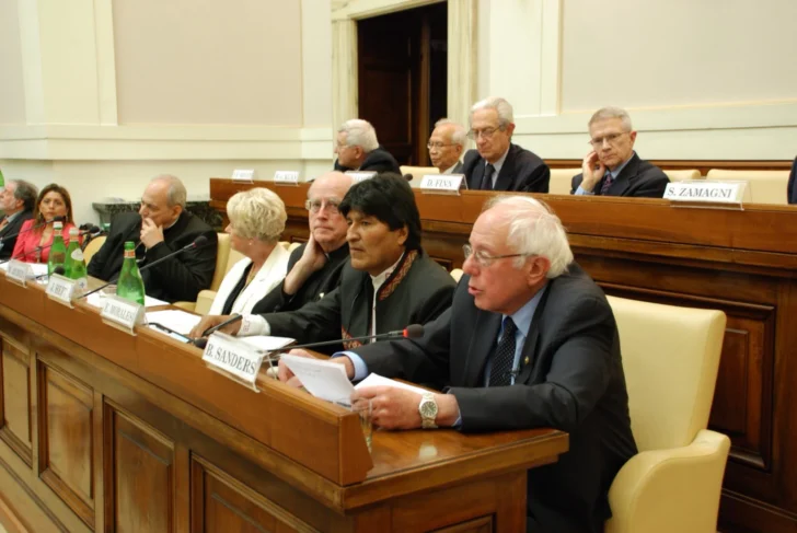 Bernie Sanders desde el Vaticano a la inteligencia artificial