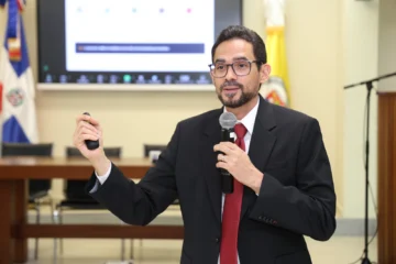 PUCMM identifica dónde se concentra el rezago escolar dominicano