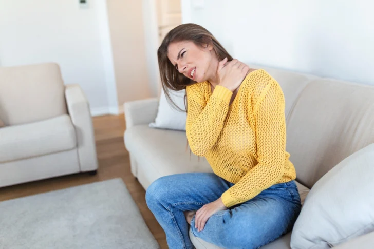 Día Mundial del Dolor: estudio revela alta prevalencia del dolor de espalda y mayor incidencia en mujeres
