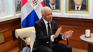 Ricardo de los Santos pide reforma que garantice pensiones a todos los trabajadores