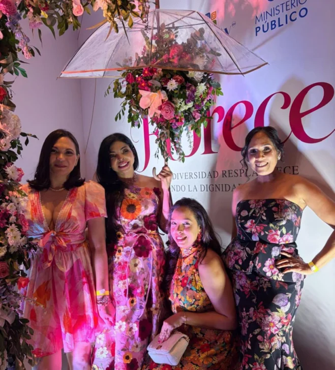 Desfile reúne a más de 120 modelos para promover la inclusión en RD Fashion Week