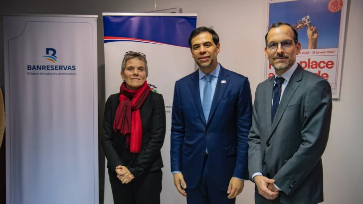 Banreservas otorga becas de residencia artística en París a dos creadores dominicanos Banreservas otorga becas de residencia artística en París a dos creadores dominicanos