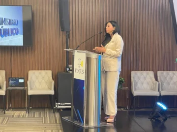 Yeni Berenice: “Ningún doctor va a ir preso 60 años por práctica médica” Yeni Berenice: “Ningún doctor va a ir preso 60 años por práctica médica”