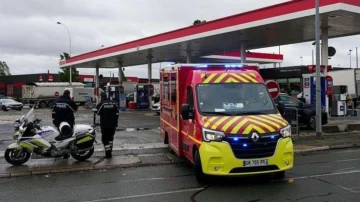Francia investiga como 'terrorismo' un tiroteo mortal cerca de París Francia investiga como 'terrorismo' un tiroteo mortal cerca de París