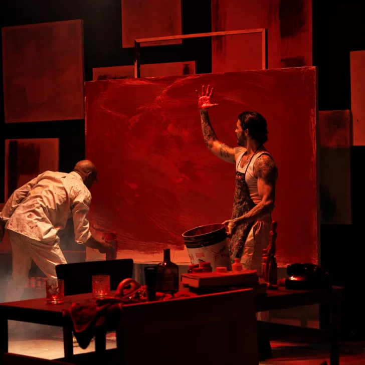 'Rojo': El arte en conflicto o el teatro ante su propia verdad 'Rojo': El arte en conflicto o el teatro ante su propia verdad
