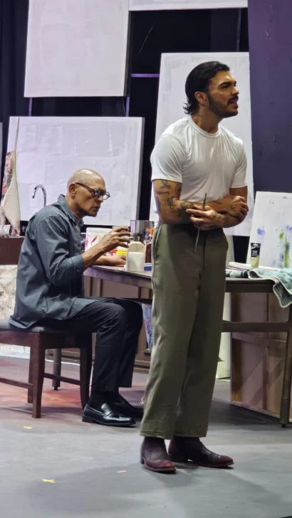 'Rojo': El arte en conflicto o el teatro ante su propia verdad 'Rojo': El arte en conflicto o el teatro ante su propia verdad