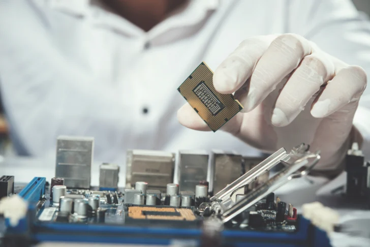 República Dominicana busca fabricar semiconductores, pero aún debe definir qué puede producir