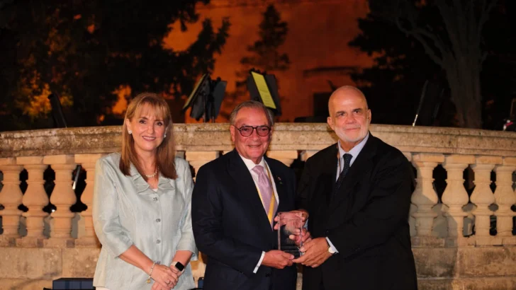 WTTC reconoce a Frank Rainieri por su aporte al desarrollo turístico de Punta Cana